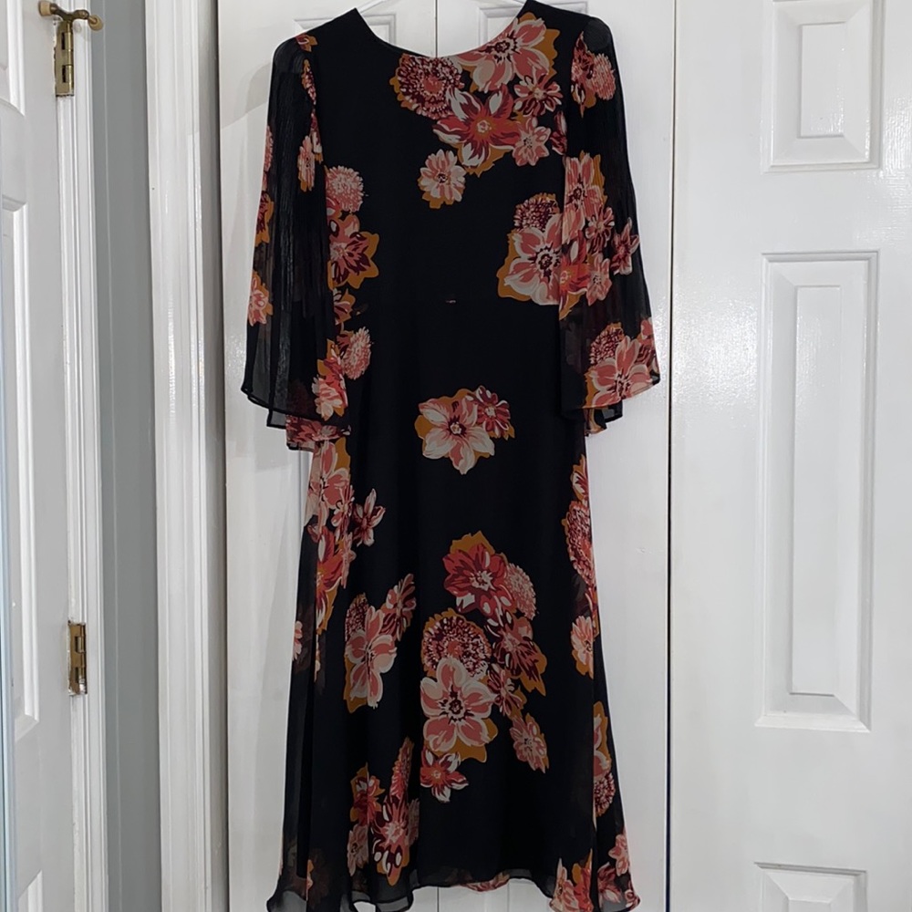 Ann Taylor Black Floral Midi Dress